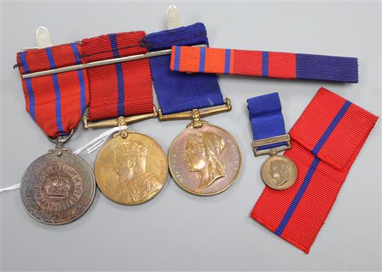A group of WWI medals